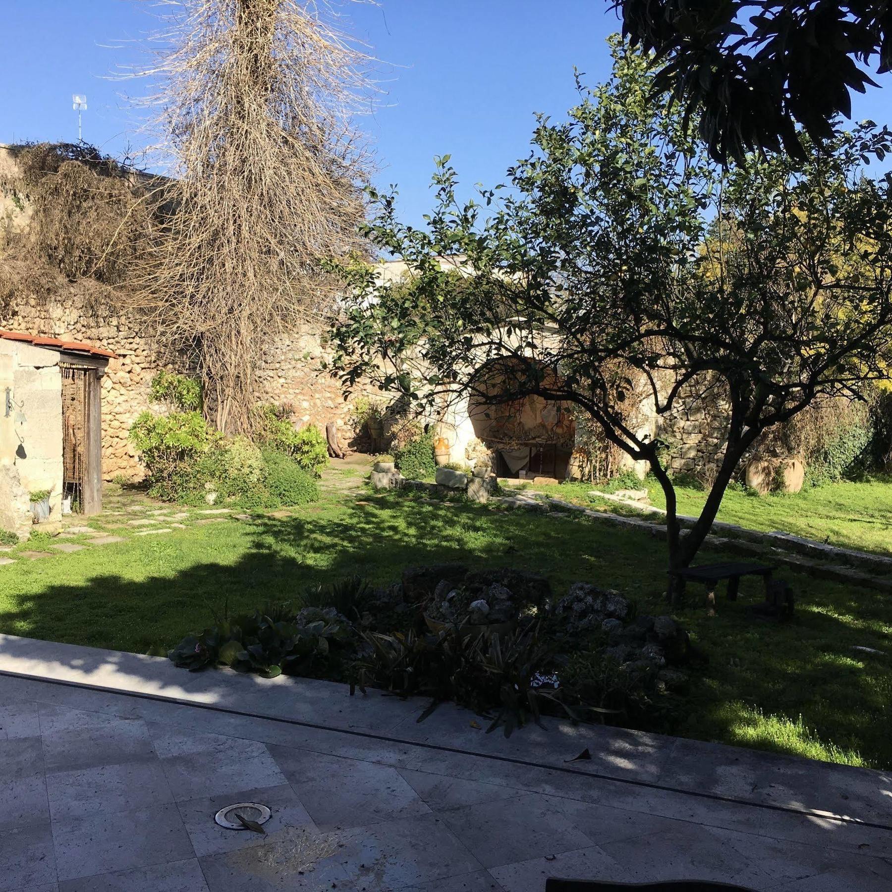 Palazzo Sabella Tommasi Villa Calimera  Kültér fotó